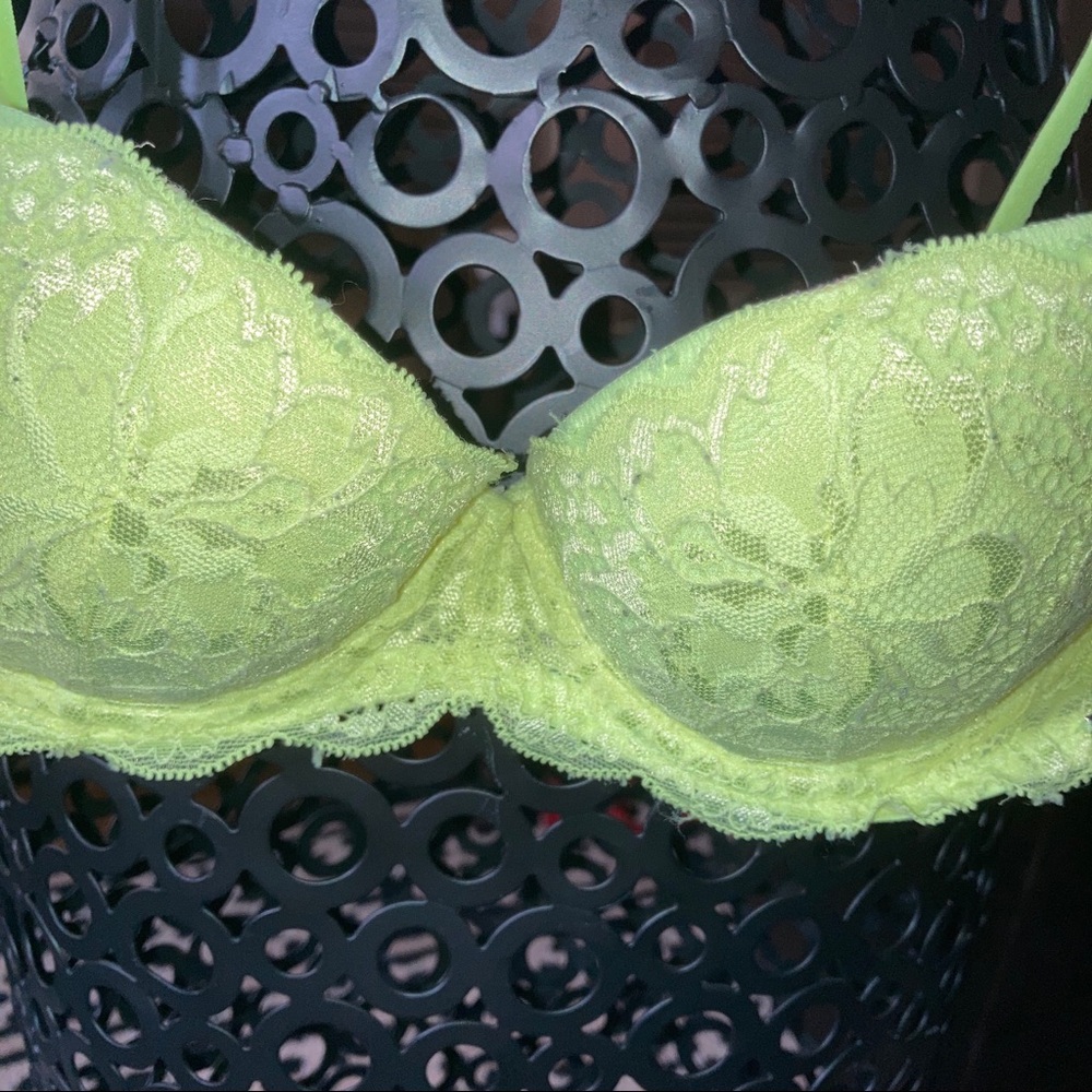 Victoria’s Secret PINK lime green Date Push-up Pigeonnant bra 32B - Picture 3 of 14